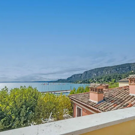 Apartmentsgarda - Baia Del 5 * Garda (Verona)