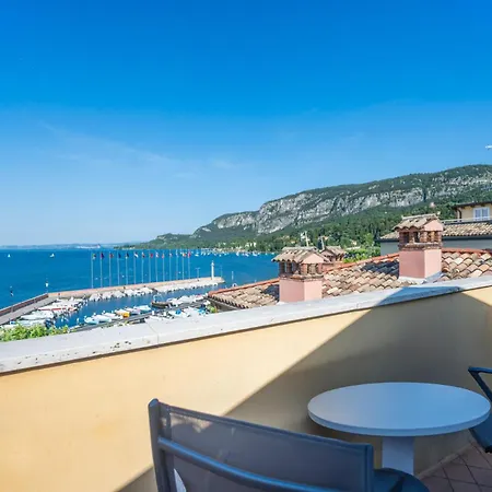 Lägenhet Apartmentsgarda - Baia Del 5 *