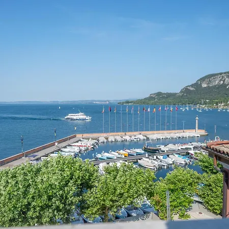 Apartmentsgarda - Baia Del 5 * Garda (Verona)
