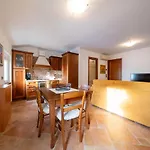 Apartmentsgarda - Baia Del 5 *