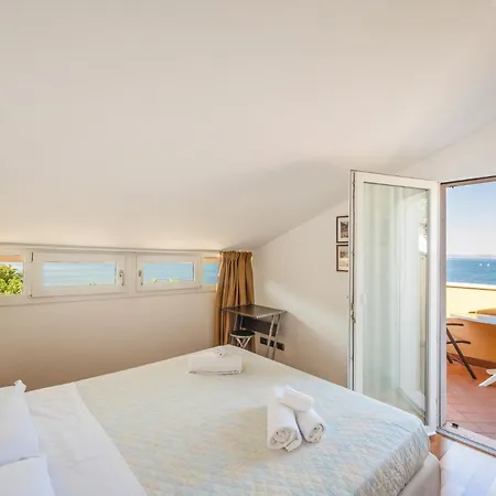 Apartmentsgarda - Baia Del 5 * غارْدا